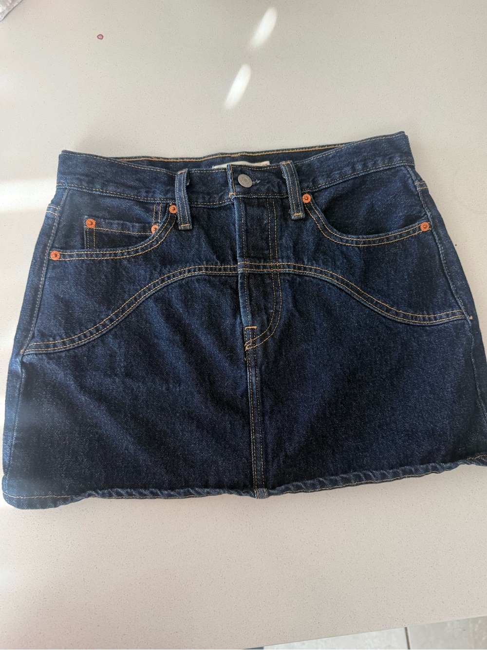 Levi’s Icon Denim Mini Skirt Size 27 Dark Wash Y2K